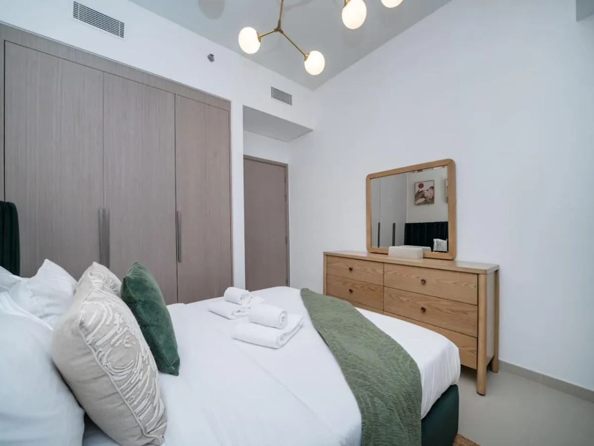 Luxury Downtown 3 Bed With Full Burj Khalifa Views Apartment Dubai